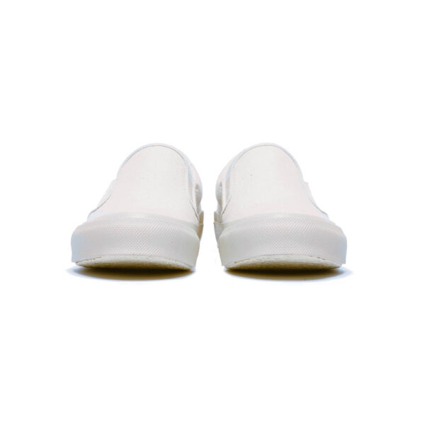 SLIP ON - Image 7